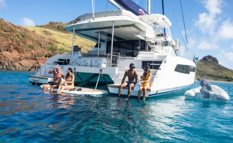 Sail in Style: Luxury St Maarten Catamaran Charters for Couples